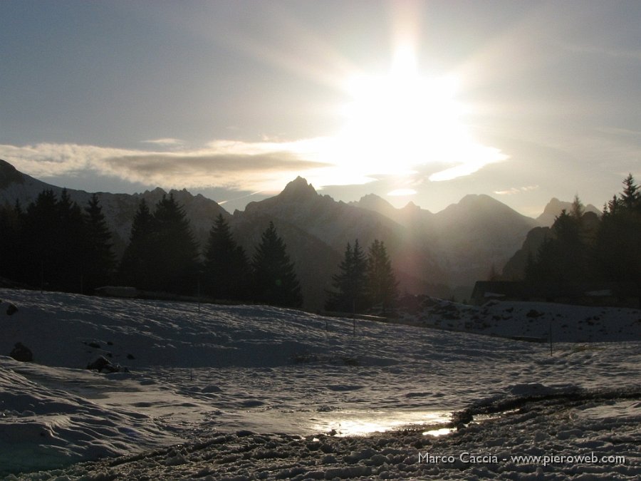 01_Sorge il Sole.jpg
